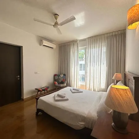 Villa M - Jia 4 Candolim Goa 3Bhk, Pool Facing, Near Beach, Free Breakfast, Free Wifi And Prime Location Aguada Exterior photo
