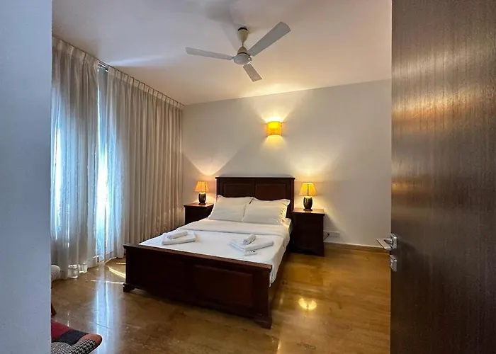 Villa M - Jia 4 Candolim Goa 3Bhk, Pool Facing, Near Beach, Free Breakfast, Free Wifi And Prime Location